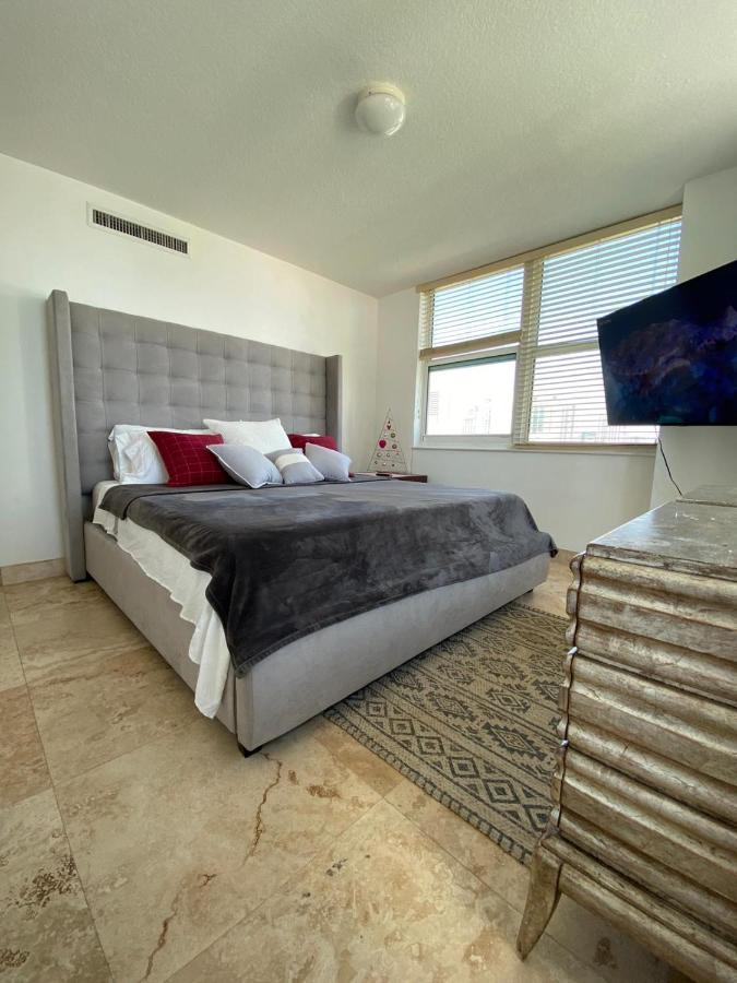 Comfortable Room In The Brickell City Center Area マイアミ エクステリア 写真