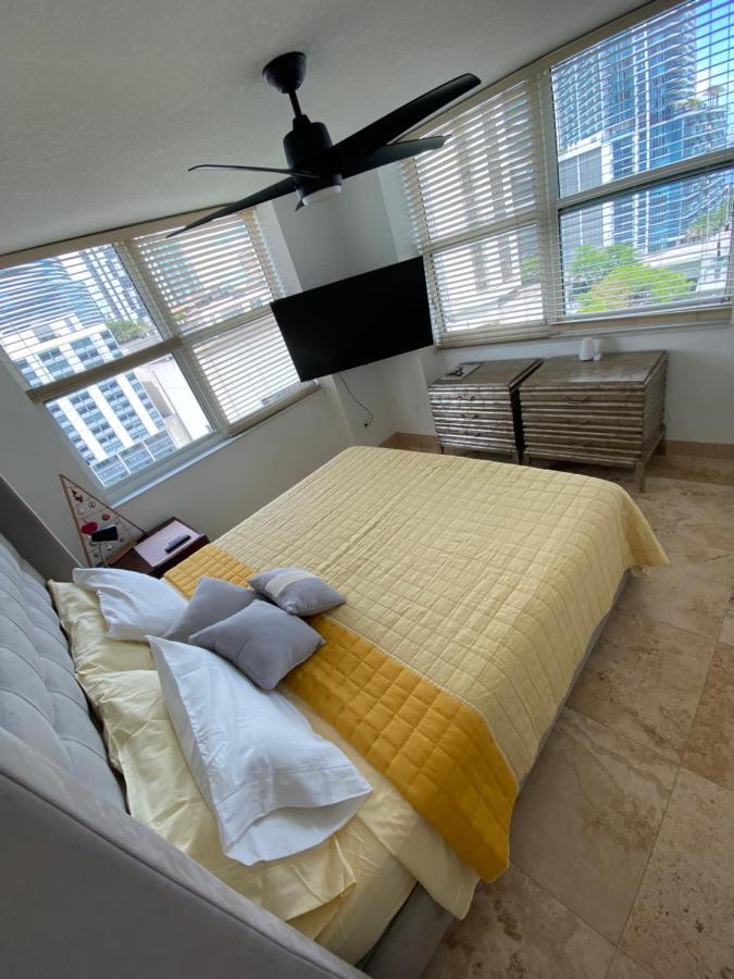 Comfortable Room In The Brickell City Center Area マイアミ エクステリア 写真