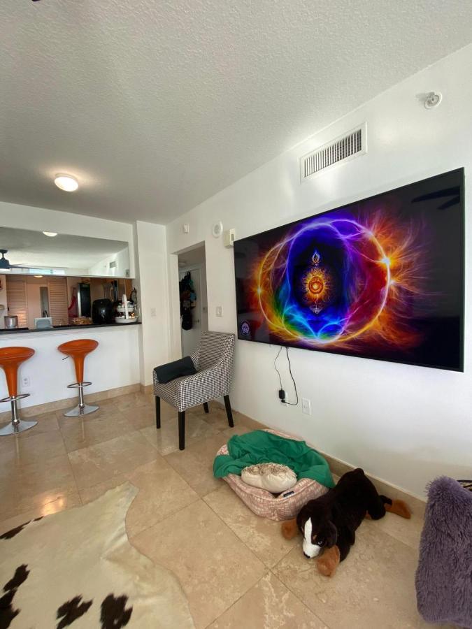 Comfortable Room In The Brickell City Center Area マイアミ エクステリア 写真