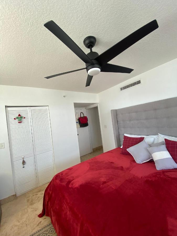 Comfortable Room In The Brickell City Center Area マイアミ エクステリア 写真