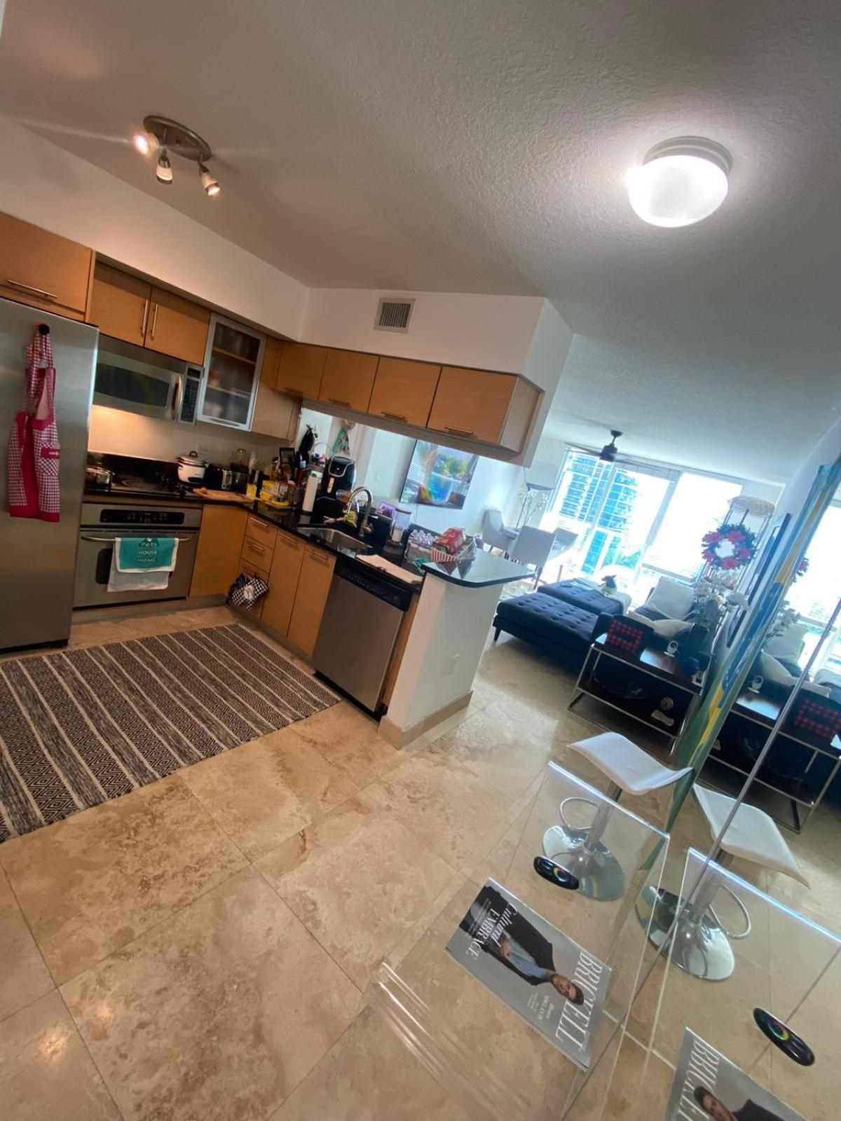 Comfortable Room In The Brickell City Center Area マイアミ エクステリア 写真