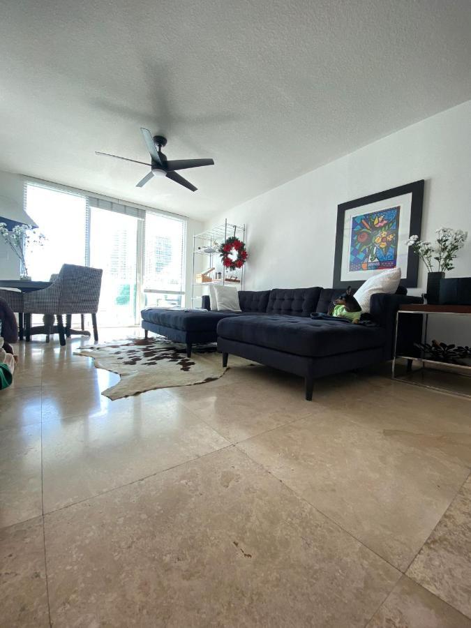 Comfortable Room In The Brickell City Center Area マイアミ エクステリア 写真